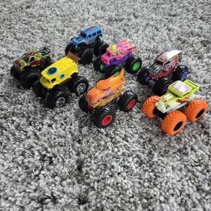 Hot Wheels Monster Trucks 1:64 Diecast Lot of 7 Toy Vehicles